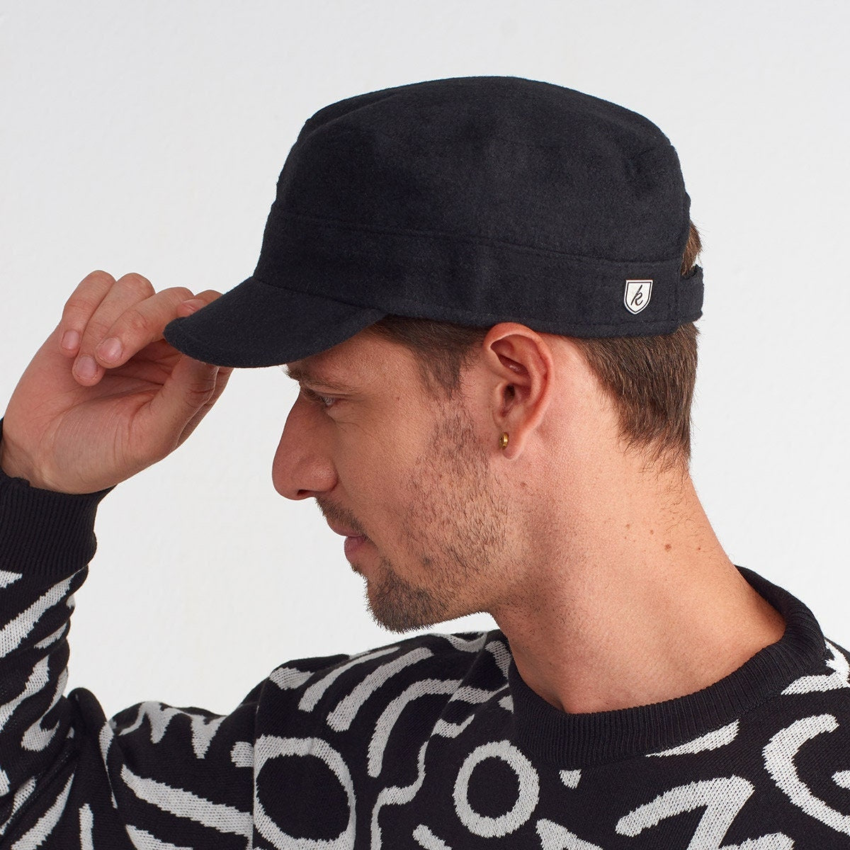 Black Wool Military Cap: Handcrafted Army Style Hat