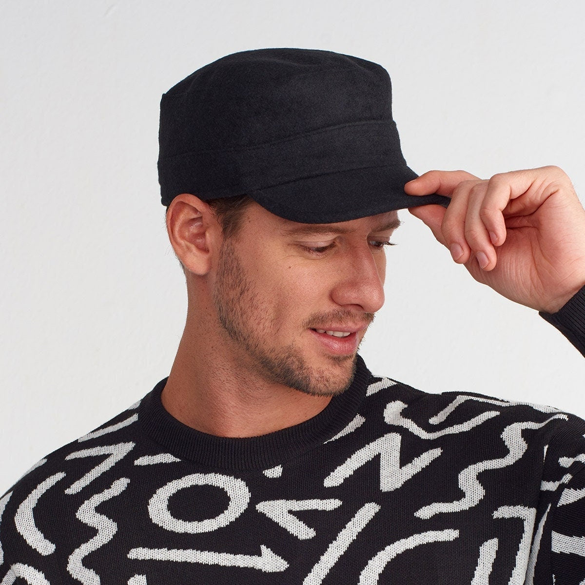 Black Wool Military Cap: Handcrafted Army Style Hat